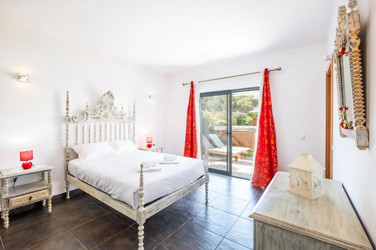 #023 Jacuzzy Ruinas Gamito Villa By Home Holidays Guia  Portugal