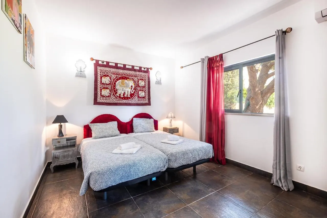#023 Jacuzzy Ruinas Gamito Villa By Home Holidays Guia