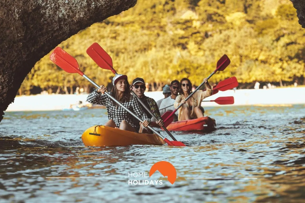 #023 Jacuzzy Ruinas Gamito Villa By Home Holidays Guia  0*, Guia (Faro)